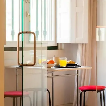 Апартаменты Guestready - Gorgeous Near Santa Justa Lift *